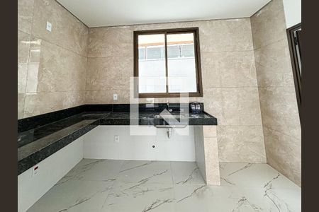 Casa de Condomínio à venda com 2 quartos, 139m² em Trevo, Belo Horizonte