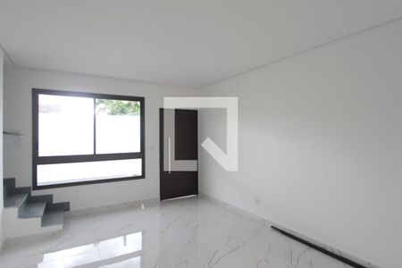 Sala de casa de condomínio à venda com 3 quartos, 140m² em Trevo, Belo Horizonte