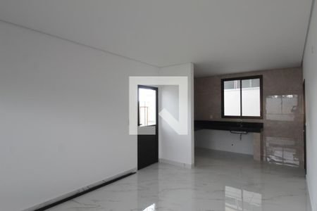 Sala de casa de condomínio à venda com 3 quartos, 140m² em Trevo, Belo Horizonte