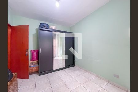 Suíte de casa à venda com 6 quartos, 220m² em Metalúrgicos, Osasco