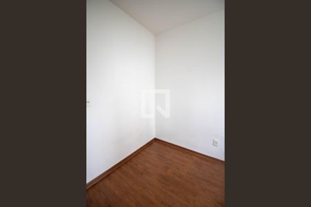 Quarto 1 de apartamento para alugar com 3 quartos, 73m² em Jardim Henriqueta, Taboão da Serra