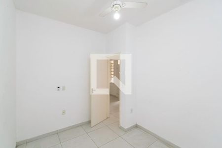 Quarto 2 de casa à venda com 2 quartos, 60m² em Olaria, Rio de Janeiro