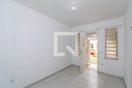 Sala de casa à venda com 2 quartos, 60m² em Olaria, Rio de Janeiro