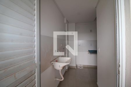 Sala / Cozinha de apartamento à venda com 2 quartos, 48m² em Piqueri, São Paulo