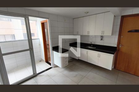 Apartamento para alugar com 4 quartos, 110m² em Buritis, Belo Horizonte