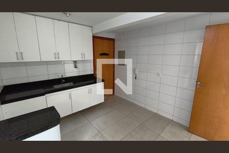 Apartamento para alugar com 4 quartos, 110m² em Buritis, Belo Horizonte
