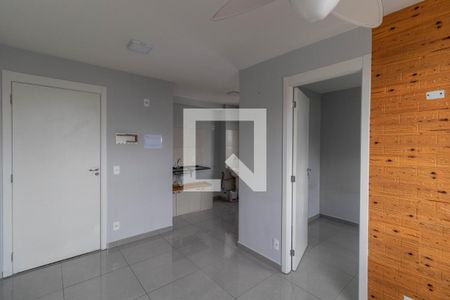 Sala/Cozinha/Área de Serviço  de apartamento para alugar com 2 quartos, 34m² em Jardim America da Penha, São Paulo