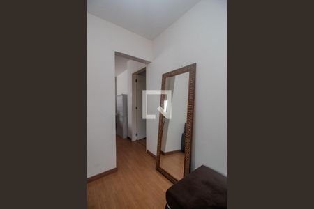 Sala de casa à venda com 4 quartos, 300m² em Cristal, Porto Alegre