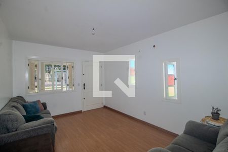 Sala de casa à venda com 4 quartos, 300m² em Cristal, Porto Alegre