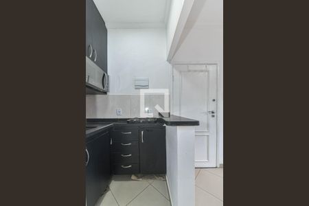 Cozinha de kitnet/studio para alugar com 1 quarto, 14m² em Brooklin, São Paulo
