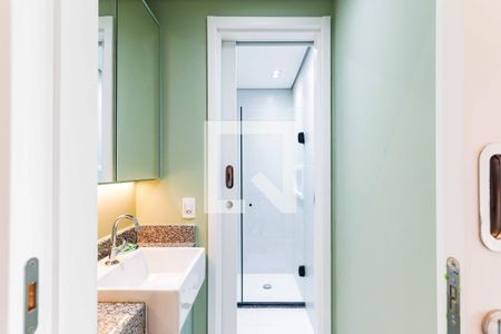 Banheiro de apartamento para alugar com 1 quarto, 32m² em Butantã, São Paulo