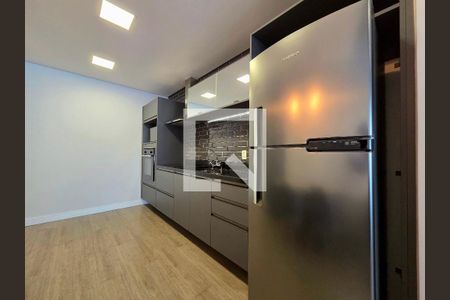 Cozinha de apartamento para alugar com 1 quarto, 61m² em Moema, São Paulo