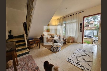 Sala de casa à venda com 2 quartos, 88m² em Jardim Petropolis, São Paulo