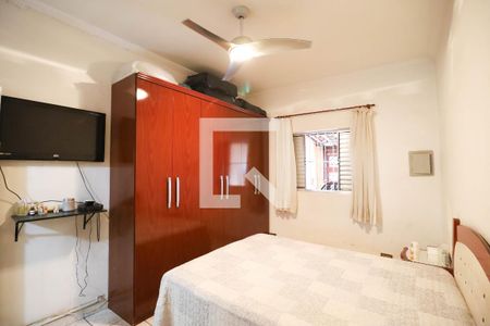 Casa à venda com 2 quartos, 80m² em Carandiru, São Paulo