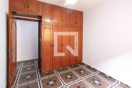 Quarto 2 de casa à venda com 3 quartos, 260m² em Vila Barros, Guarulhos