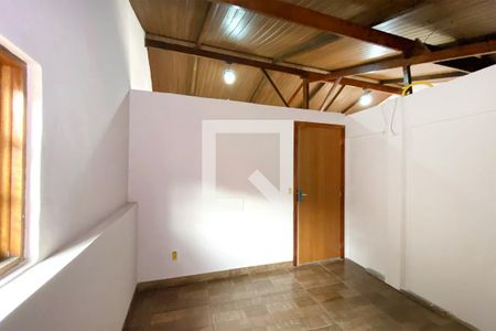 Quarto 1 de casa para alugar com 3 quartos, 80m² em Dom Cabral, Belo Horizonte