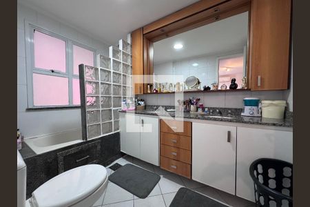 Suíte 1 - Banheiro de apartamento para alugar com 3 quartos, 220m² em Vargem Pequena, Rio de Janeiro