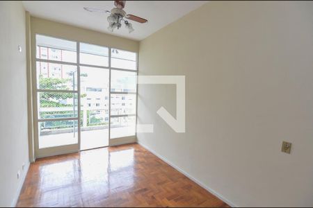 Sala de apartamento para alugar com 1 quarto, 81m² em Grajaú, Rio de Janeiro