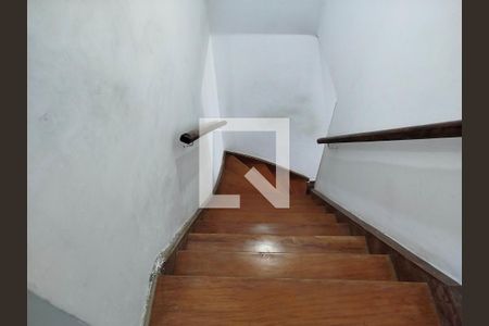 Escada de casa à venda com 3 quartos, 105m² em Vila Gomes Cardim, São Paulo