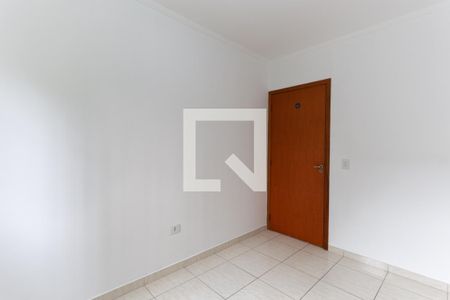 Quarto 2 de casa para alugar com 2 quartos, 38m² em Jardim das Laranjeiras, São Paulo