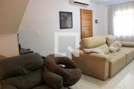 Sala  de casa à venda com 3 quartos, 125m² em Jardim Paraventi, Guarulhos