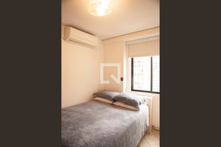 Suíte  de apartamento à venda com 1 quarto, 49m² em Vila Clementino, São Paulo