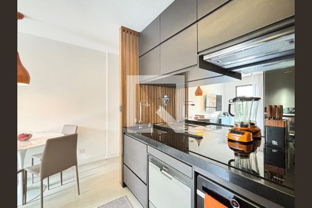 Sala/Cozinha de apartamento à venda com 1 quarto, 36m² em Indianópolis, São Paulo