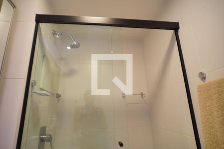 Banheiro  de apartamento para alugar com 1 quarto, 88m² em Jardim do Salso, Porto Alegre