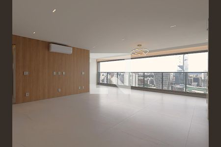 Sala de apartamento para alugar com 4 quartos, 186m² em Jardim Fonte do Morumbi, São Paulo
