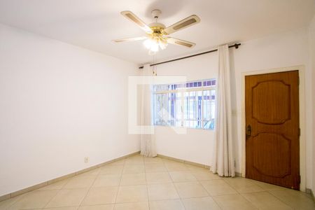 Sala 1 de casa à venda com 2 quartos, 150m² em Vila Valparaíso, Santo André