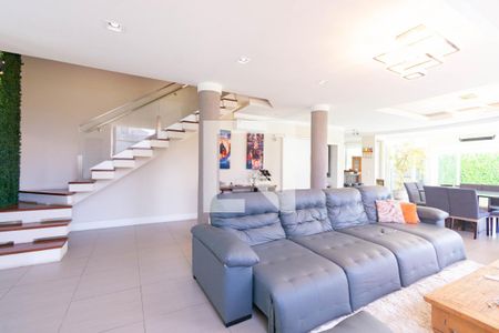 Casa à venda com 6 quartos, 928m² em Marechal Rondon, Canoas