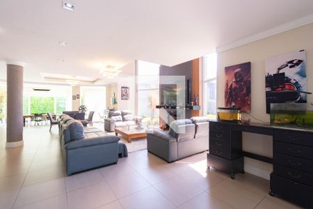 Casa à venda com 6 quartos, 928m² em Marechal Rondon, Canoas