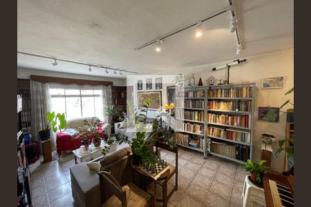 Sala de casa para alugar com 4 quartos, 98m² em Jardim das Vertentes, São Paulo