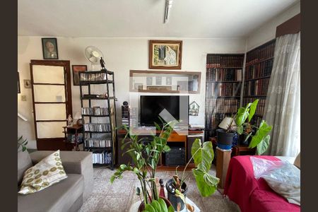 Sala de casa para alugar com 4 quartos, 98m² em Jardim das Vertentes, São Paulo
