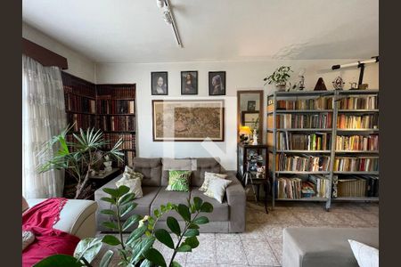 Sala de casa para alugar com 4 quartos, 98m² em Jardim das Vertentes, São Paulo