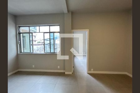 Sala de apartamento para alugar com 1 quarto, 60m² em Méier, Rio de Janeiro