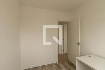 Quarto 1 de apartamento para alugar com 2 quartos, 55m² em Tatuquara, Curitiba