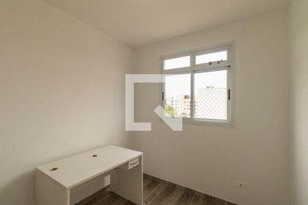 Quarto 1 de apartamento para alugar com 2 quartos, 55m² em Tatuquara, Curitiba