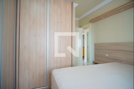 Suíte de apartamento à venda com 2 quartos, 74m² em Vila Ipiranga, Porto Alegre