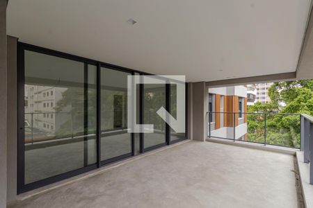 Sacada de apartamento à venda com 4 quartos, 190m² em Vila Uberabinha, São Paulo
