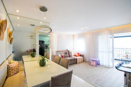 Sala de apartamento à venda com 2 quartos, 69m² em Campestre, Santo André