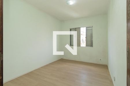 Casa à venda com 3 quartos, 100m² em Vila Tolstoi, São Paulo