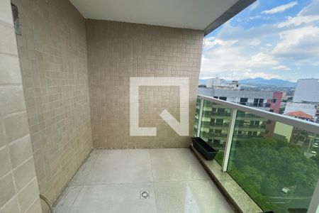 Varanda de apartamento para alugar com 3 quartos, 96m² em Jardim Vinte E Cinco de Agosto, Duque de Caxias