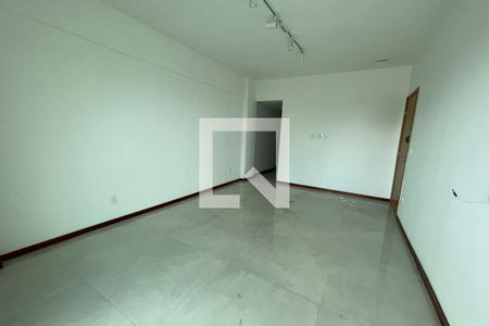 Sala de apartamento para alugar com 3 quartos, 96m² em Jardim Vinte E Cinco de Agosto, Duque de Caxias