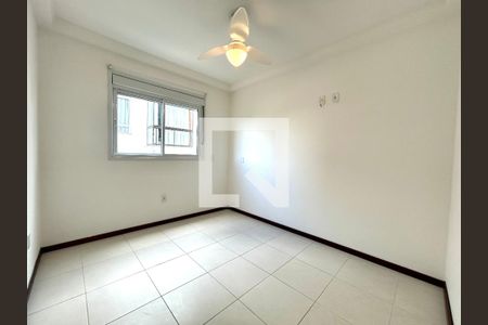 Quarto de apartamento para alugar com 2 quartos, 72m² em Lagoa Pequena, Florianópolis