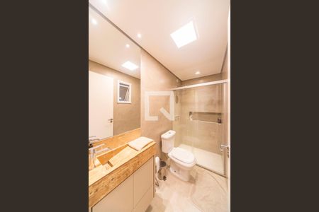 Banheiro de apartamento à venda com 2 quartos, 140m² em Campestre, Santo André