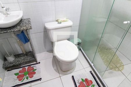 Banheiro do Quarto 1 de casa para alugar com 1 quarto, 180m² em Senador Vasconcelos, Rio de Janeiro