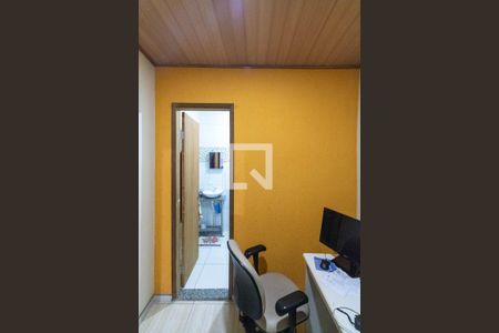 Quarto 1 de casa para alugar com 1 quarto, 180m² em Senador Vasconcelos, Rio de Janeiro