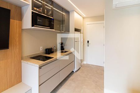 Cozinha de apartamento para alugar com 1 quarto, 41m² em Perdizes, São Paulo