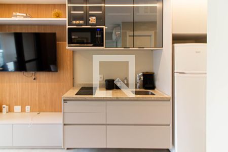 Cozinha de apartamento para alugar com 1 quarto, 41m² em Perdizes, São Paulo